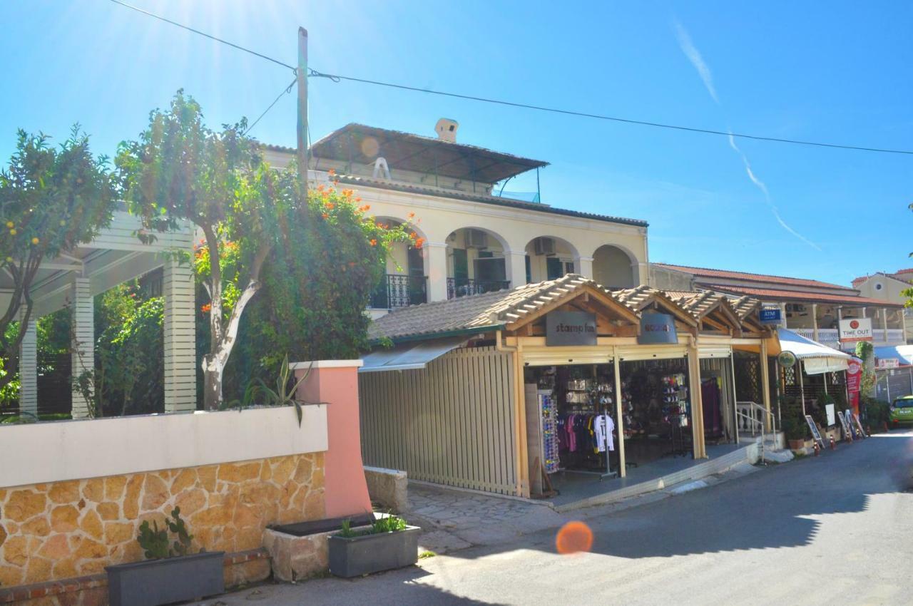 Holiday Studio Apartments Yannis On Agios Gordios Beach In Corfu Kültér fotó