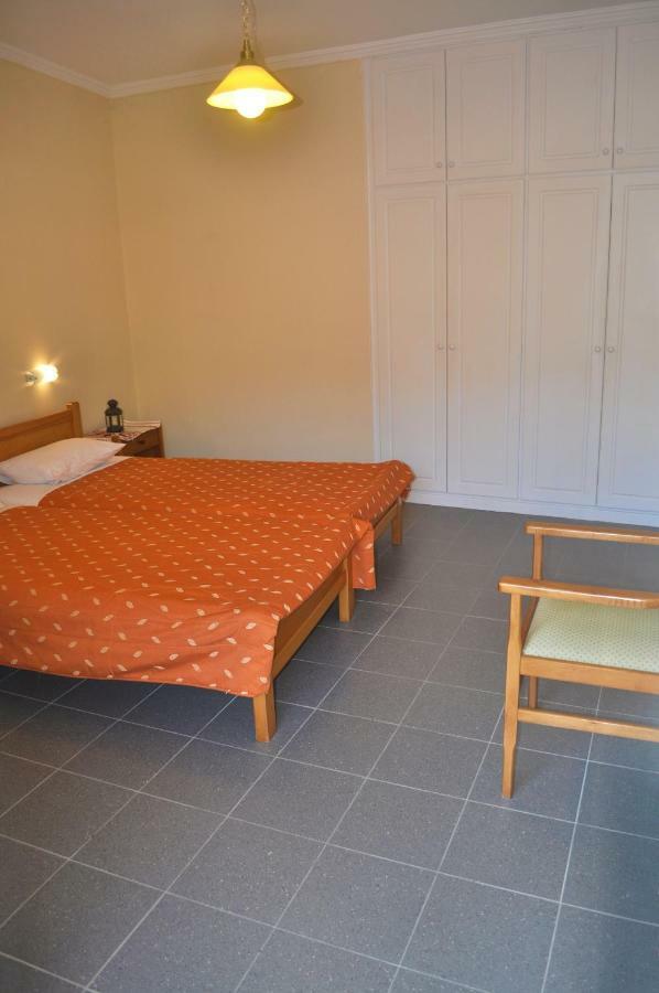 Holiday Studio Apartments Yannis On Agios Gordios Beach In Corfu Kültér fotó