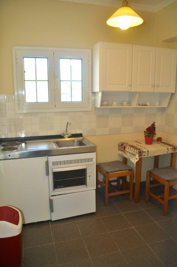 Holiday Studio Apartments Yannis On Agios Gordios Beach In Corfu Kültér fotó