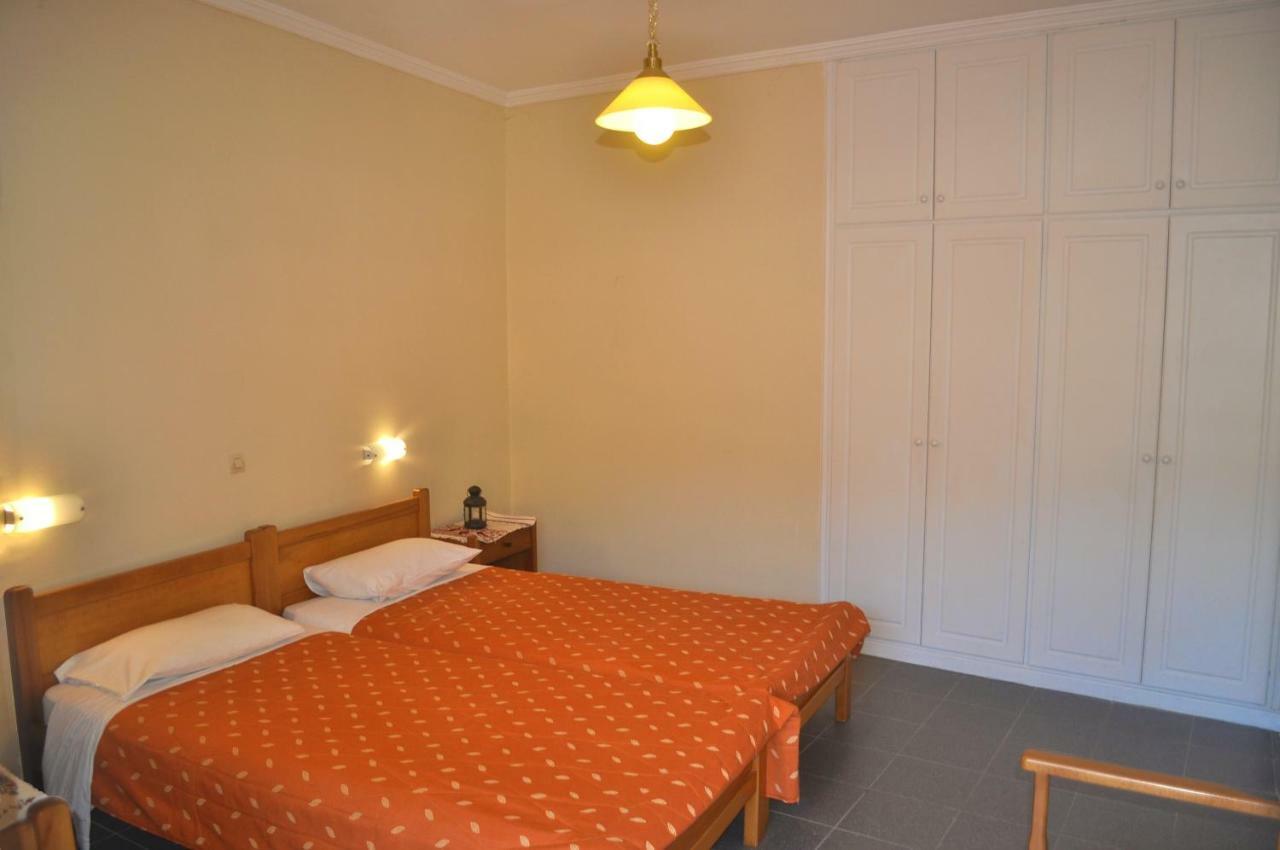 Holiday Studio Apartments Yannis On Agios Gordios Beach In Corfu Kültér fotó